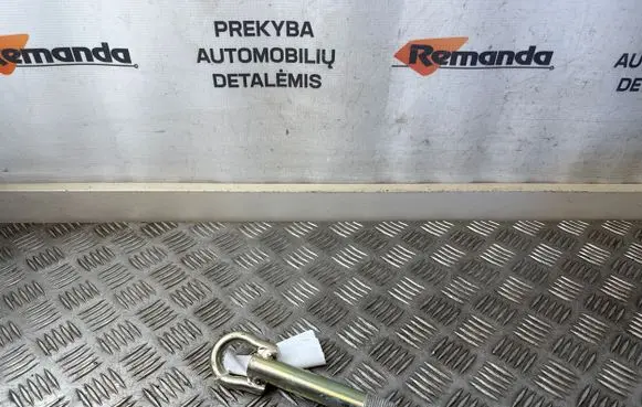 Toyota Auris E180 Towing hook eye 