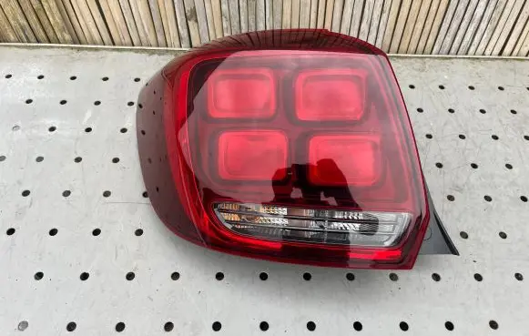Dacia Sandero Rear/tail lights 901131880BNX 90113188 265554938R