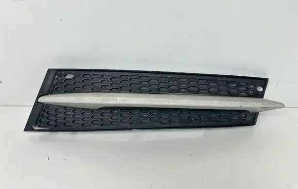 BMW 3 E92 E93 Front bumper lower grill 7227947