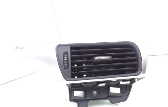Audi A6 S6 C7 4G Dashboard side air vent grill/cover trim 4G1820901