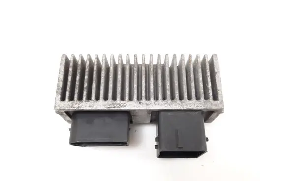Nissan Qashqai Glow plug pre-heat relay 8200558438