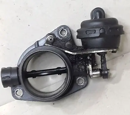 Renault Megane II Engine shut-off valve 11230125