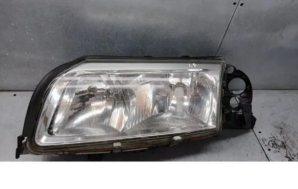 Volvo S80 Front reflector 