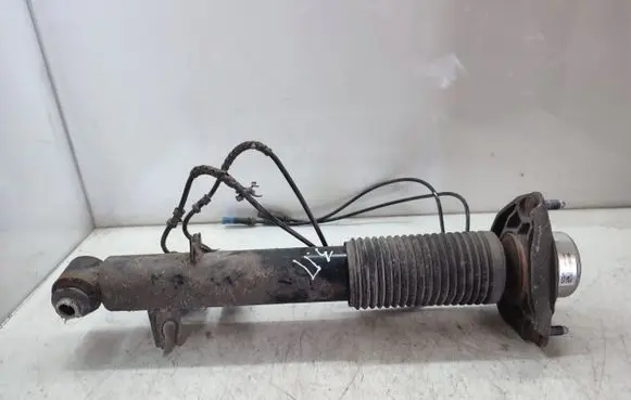 BMW X5 F15 Rear shock absorber/damper 6863176