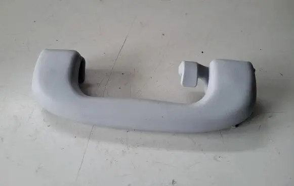 Opel Crossland X Rear interior roof grab handle 337631919
