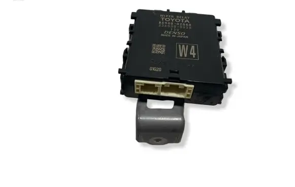Toyota RAV 4 (XA50) Window wiper relay 8594042040