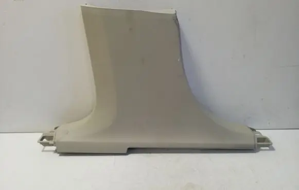 Volvo XC90 (B) pillar trim (bottom) 31363584