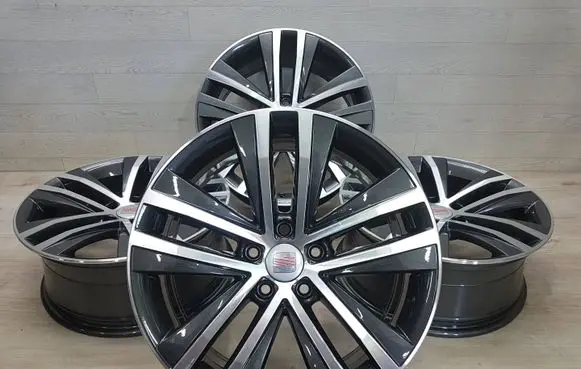 R18 alloy rim