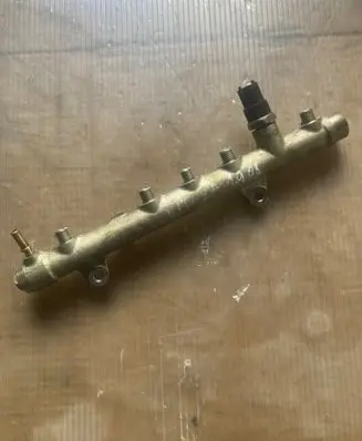 Suzuki Grand Vitara II Fuel main line pipe 0445214078 8200396999 000892L1