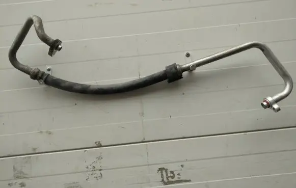 Ford Kuga I Air conditioning (A/C) pipe/hose