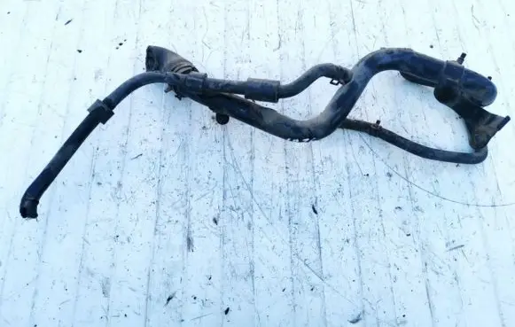 Volkswagen PASSAT B5 Engine coolant pipe/hose