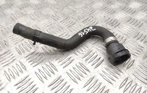 Volkswagen PASSAT B8 Engine coolant pipe/hose 5Q0122101S