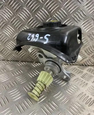 Audi A5 Master brake cylinder 8W0611301