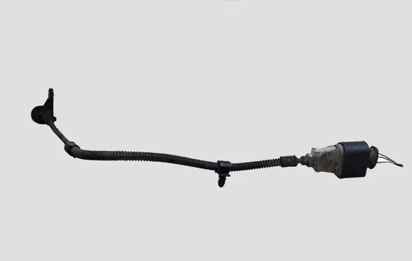 Volkswagen Caddy Camshaft position sensor 9805940 1J097323