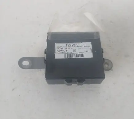 Lexus RX 450H Hand brake control module 8905048010 15181110730