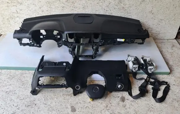 Mercedes-Benz ML W166 Dashboard