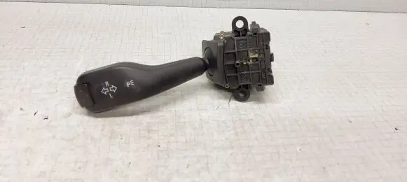BMW X3 E83 Indicator stalk 8363668m 01104010