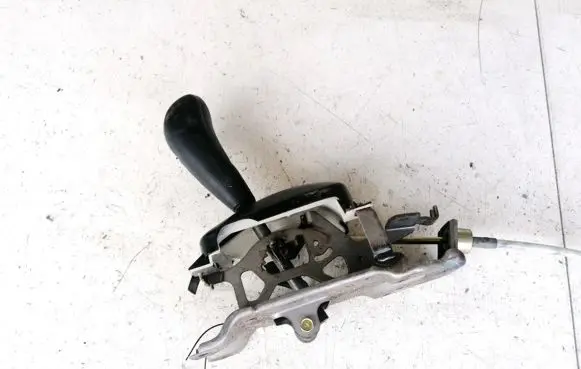 Mitsubishi Carisma Gear shifter/selector