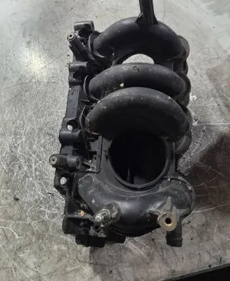 Renault Thalia I Intake manifold 7700273860