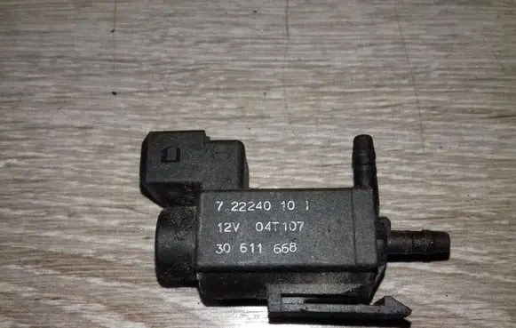 Volvo S60 Vacuum valve 72224010 30611668