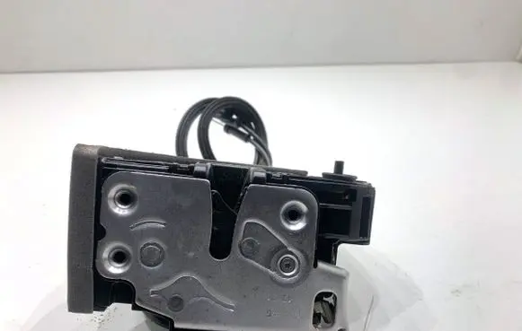 Opel Astra K Rear door lock 13533664