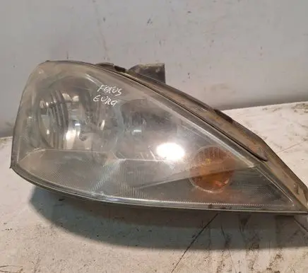 Ford Focus Headlight/headlamp 2M5113W029BD