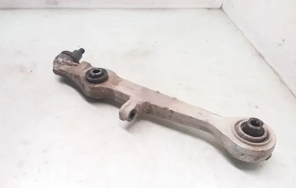 Volkswagen PASSAT B5 Front control arm 4D0407155P
