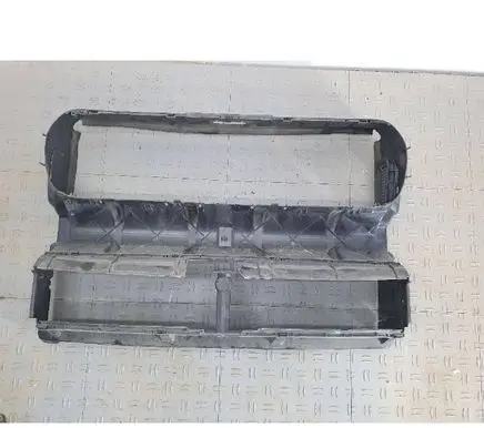 BMW 5 F10 F11 Intercooler air guide/duct channel 18779815