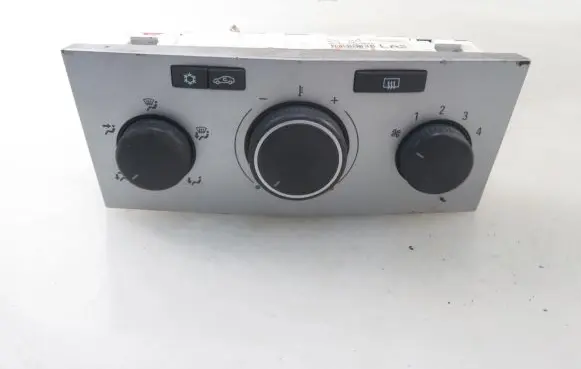 Opel Astra H Interior fan control switch 13201299