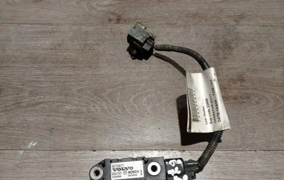 Volvo XC90 Airbag deployment crash/impact sensor 8691056 30724677