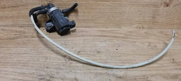 Volvo S80 Turbo solenoid valve 1H090662747