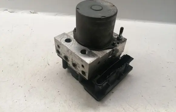 Toyota Verso ABS Pump 440500F070 445400F050
