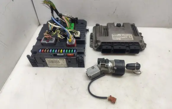 Citroen Jumpy Engine ECU kit and lock set 9653958980 0281012982 9665091180