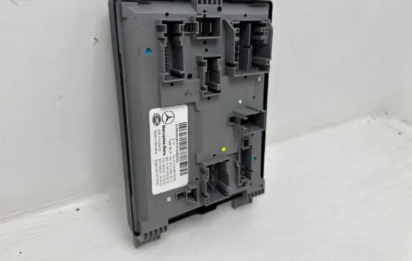Mercedes-Benz E W213 SAM control unit A2139003426 A1679023203 A2139016111