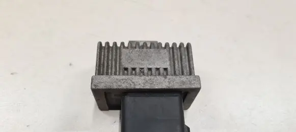 Renault Laguna II Glow plug pre-heat relay 7700115078