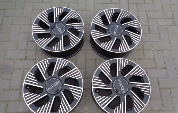 Fiat 500 Original wheel cap 