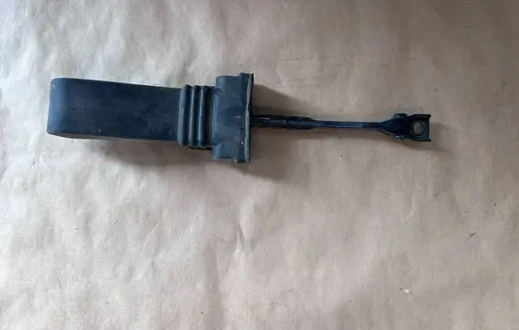 Audi A5 8T 8F Front door check strap stopper 8T8837249