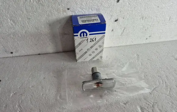 Fiat Freemont Front indicator light 53119960 4806224AE