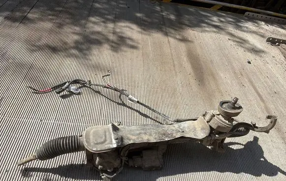 Volkswagen PASSAT B6 Steering rack 7805501277