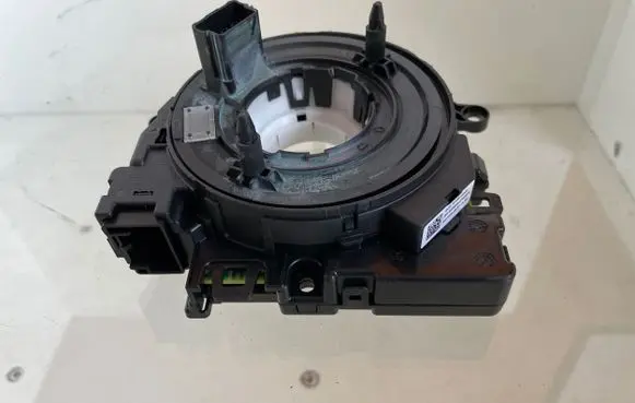 Audi Q2 - Airbag slip ring squib (SRS ring) 5Q1953549 101363170
