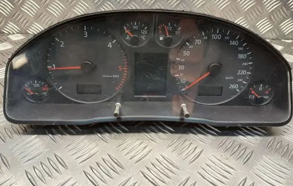 Audi A6 S6 C5 4B Speedometer (instrument cluster) 4B0920930K