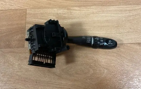 KIA Picanto Wiper control stalk 75733A