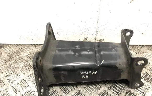 Mercedes-Benz ML W164 Front bumper shock/impact absorber 01881971