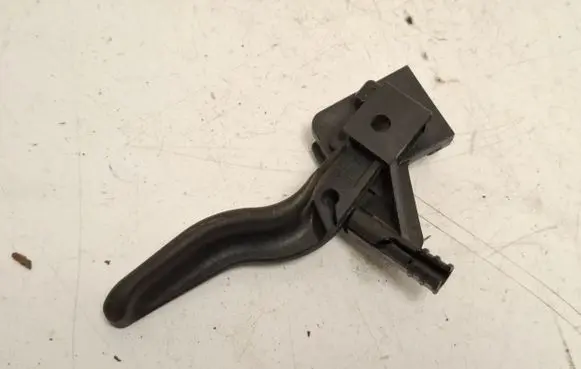 Opel Astra H Engine bonnet (hood) release handle 218186591