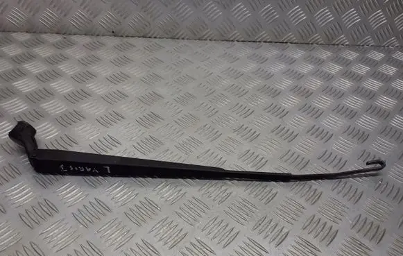 Toyota Yaris Front wiper blade arm