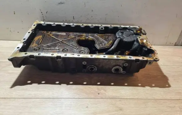 Volvo C70 Oil sump