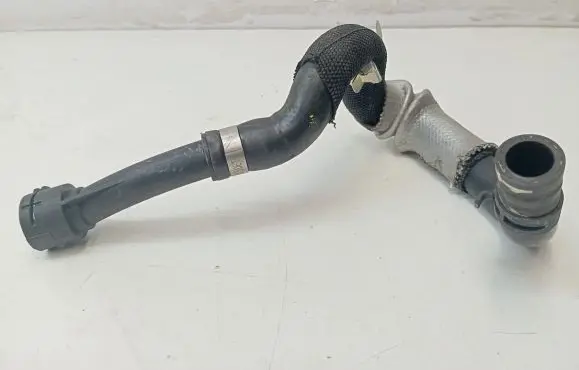 Porsche Cayenne (92A) Engine coolant pipe/hose 7P6122109