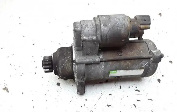 Volkswagen PASSAT CC Starter motor