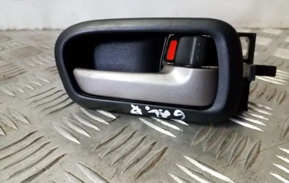 Suzuki Grand Vitara II Rear door interior handle