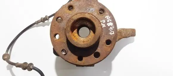 Opel Vectra B Front wheel hub